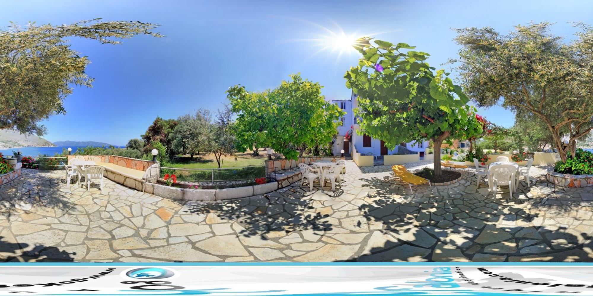 Ballas Apartments Agia Efimia Bagian luar foto